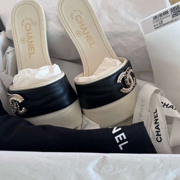 Chanel 23C mules sandals - Picture 10 of 10
